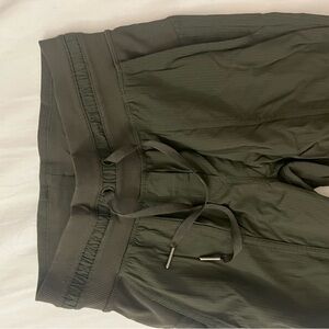 Lululemon dance studio mid rise pants